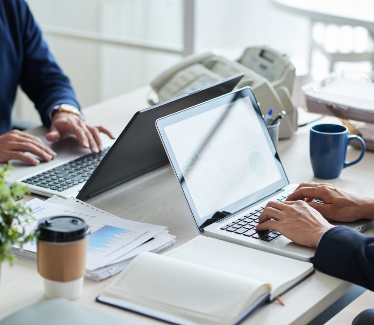 Dunia IT: Pengertian, Sejarah, dan Perkembangannya